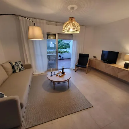 Cozy Next To Hard Rock