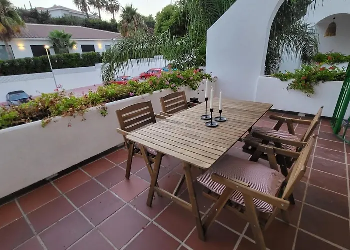 Апартаменты Cozy Next To Hard Rock